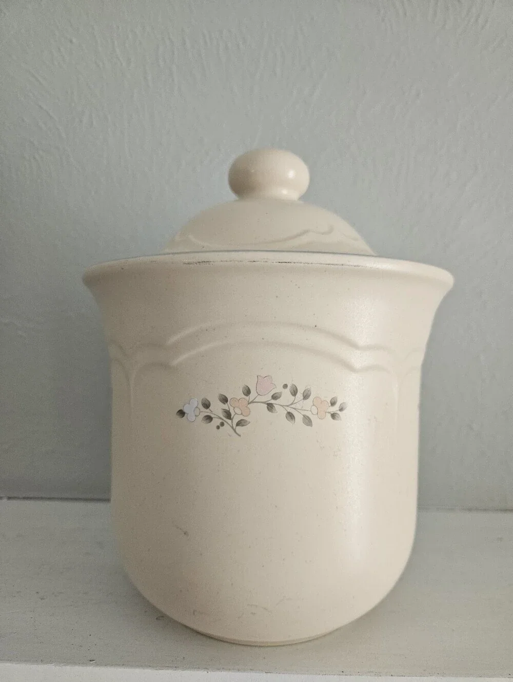 Vintage/Y2K Pfaltzgraff Remembrance Floral Stoneware Canister Jar With Lid